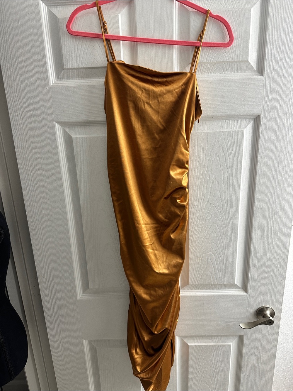 Rochuting Satin Dress